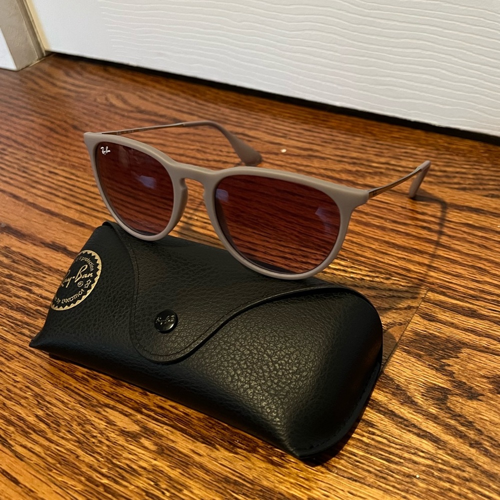 Brand new ray band sunglasses